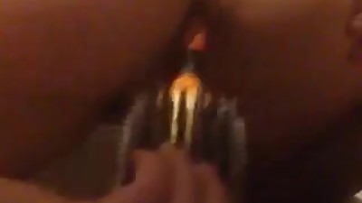 Fucking my tight ass with moms hairbrush