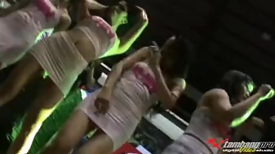 Crazy asian race queen dancing & shaking