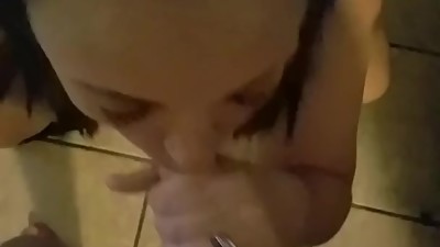 Deep throating takes the cumshot in her