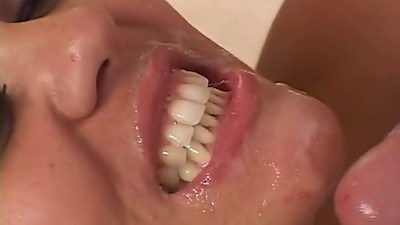 theee olivia olovley