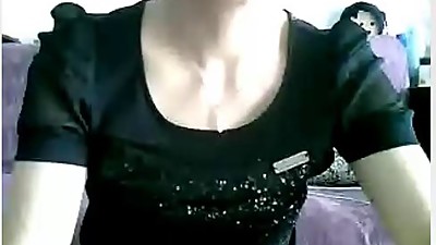 Chinese MILF flashes in black dress