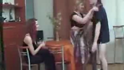 Ueberraschung fuer Verlobten -