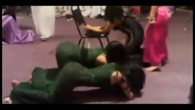 Omg! Thick Arab Women Twerking! (MUST