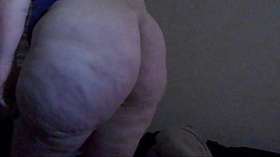 PAWG mature redhead 01