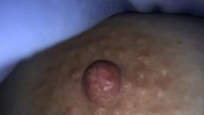 peeking at wife's nipple undercover
