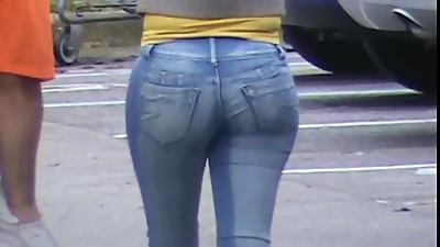 Candid Mature Ass 6