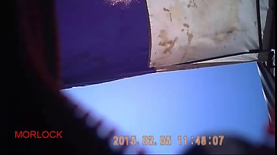 UPSKIRT CASADA FERIA 2