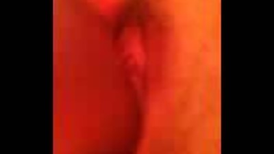 Friend cums on her vibrator