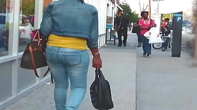 Phat Ass Ebony MILF Tight Jeans