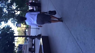 Big booty black MILF in tight skirt