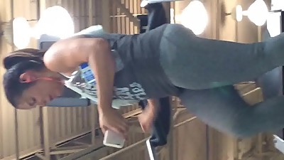 Latina milf booty faceshot