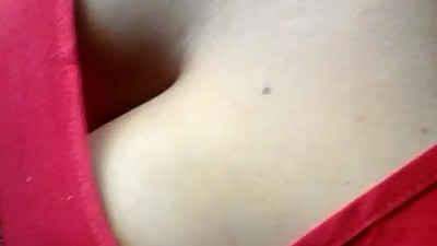 tits bouncing downblouse in the bus
