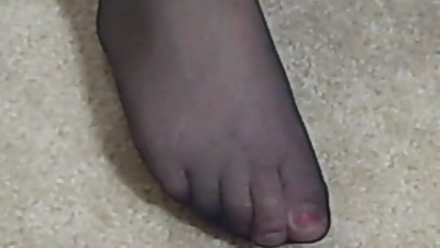 Mature Nylon Pantyhose Feet and Legs