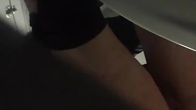 italian milf wc voyeur