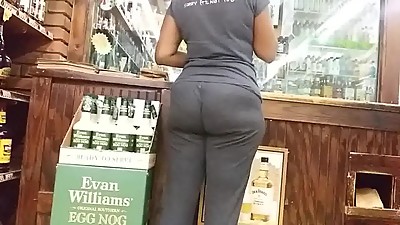 Milf Donk at the L-Sto