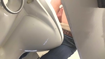 Peeing MILF Toilet Voyeur 4 - HD