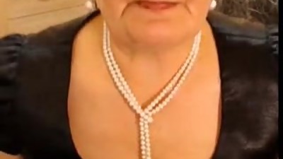 Granny cam shows all