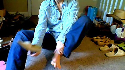 Pick The Stinky Shoes